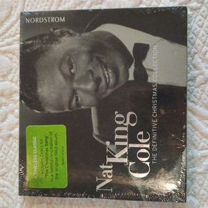 Nat King Cole The Definitive Christmas Collection CD Music Disk